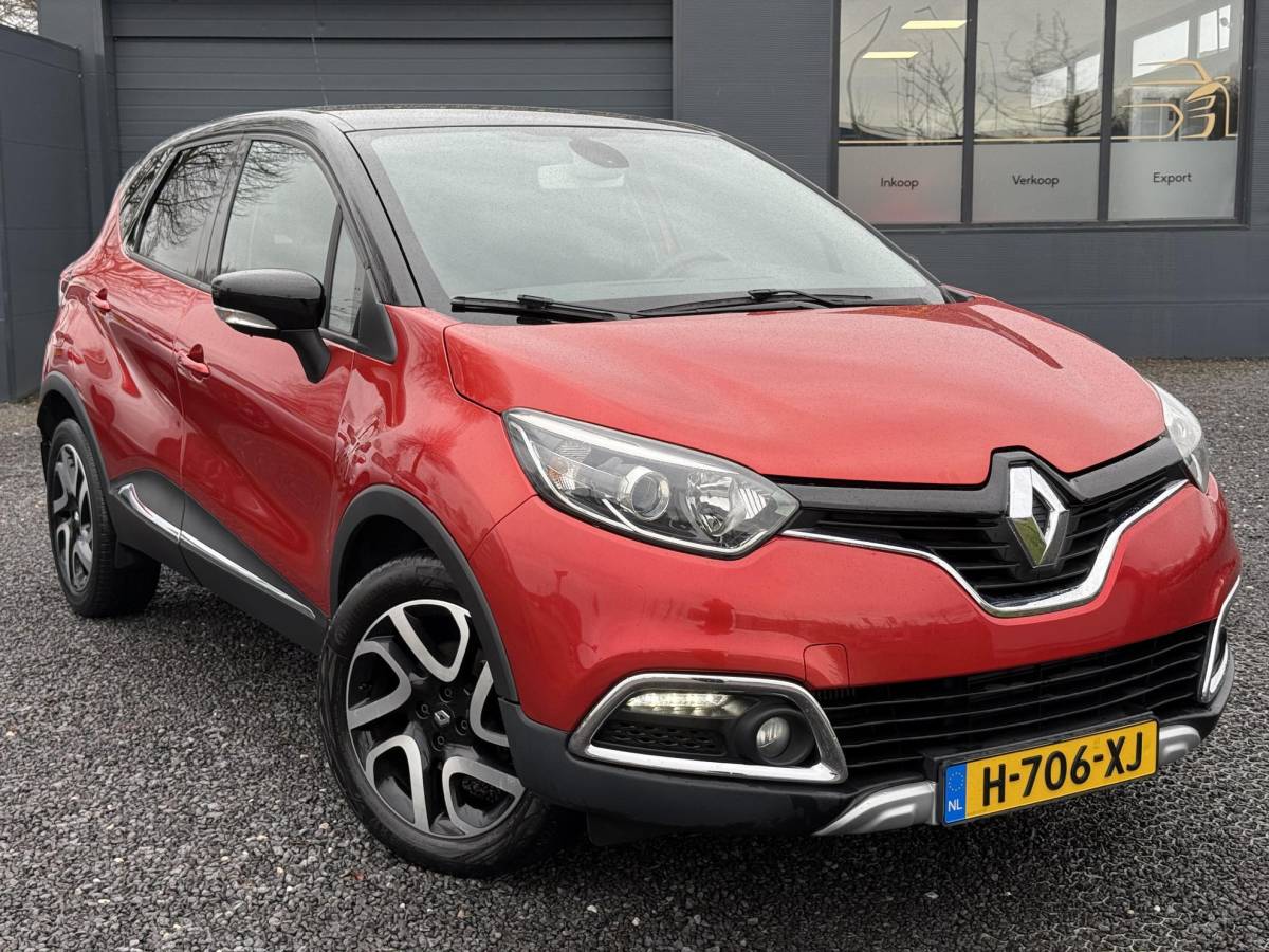 Renault Captur Renault Captur 1.2 TCe Xmod 1e Eigenaar,Trekhaak,Camera,Navi,Stoelverw,Keyless,Halfleder,Lm velgen,120pk,Automaat,Pdc,Apk tot 03-2027