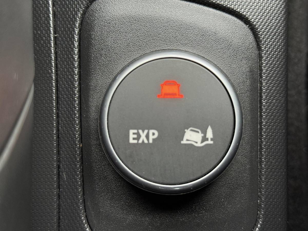 Renault Captur Renault Captur 1.2 TCe Xmod 1e Eigenaar,Trekhaak,Camera,Navi,Stoelverw,Keyless,Halfleder,Lm velgen,120pk,Automaat,Pdc,Apk tot 03-2027