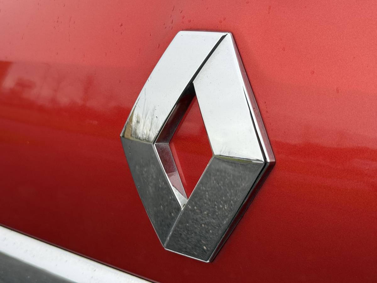 Renault Captur Renault Captur 1.2 TCe Xmod 1e Eigenaar,Trekhaak,Camera,Navi,Stoelverw,Keyless,Halfleder,Lm velgen,120pk,Automaat,Pdc,Apk tot 03-2027