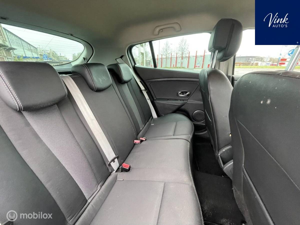 Renault Mégane Renault Mégane 1.2 TCe Bose | Navigatie | Achteruitrijcamera | Trekhaak