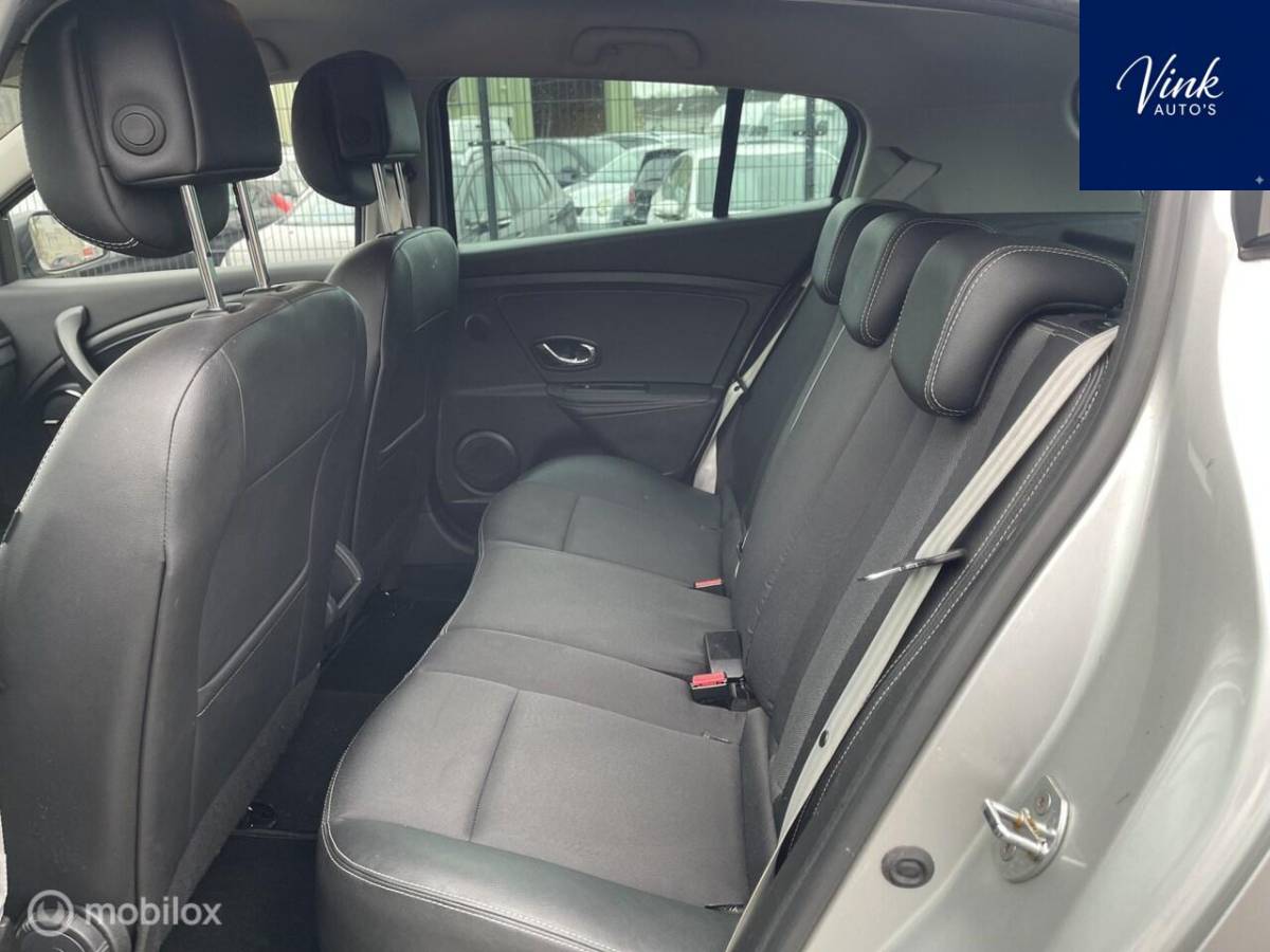 Renault Mégane Renault Mégane 1.2 TCe Bose | Navigatie | Achteruitrijcamera | Trekhaak