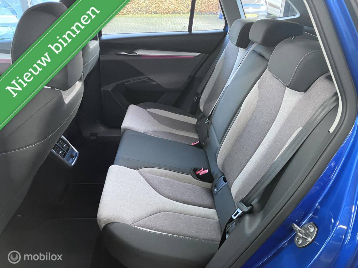 Škoda Enyaq iV Skoda Enyaq iV 60 First Edition RIJKLAARPRIJS BTW auto