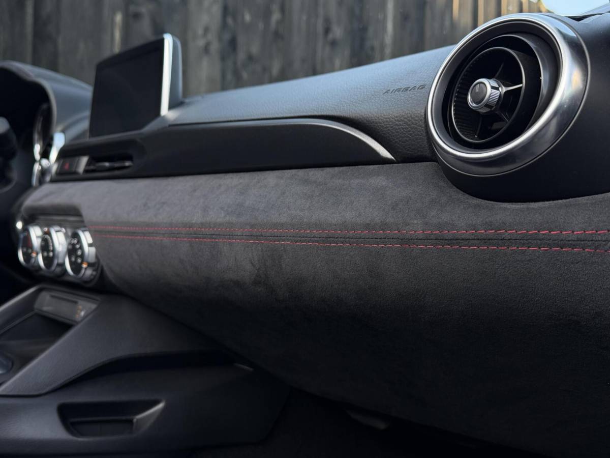 Fiat 124 Spider Abarth 124 Spider 1.4 MultiAir Turbo| Als Nieuw+Historie