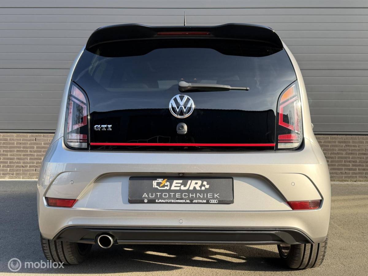 Volkswagen up! Volkswagen Up! 1.0 TSI GTI BEATS! VOL! CLIMA*CRUISE*PANO*CAM