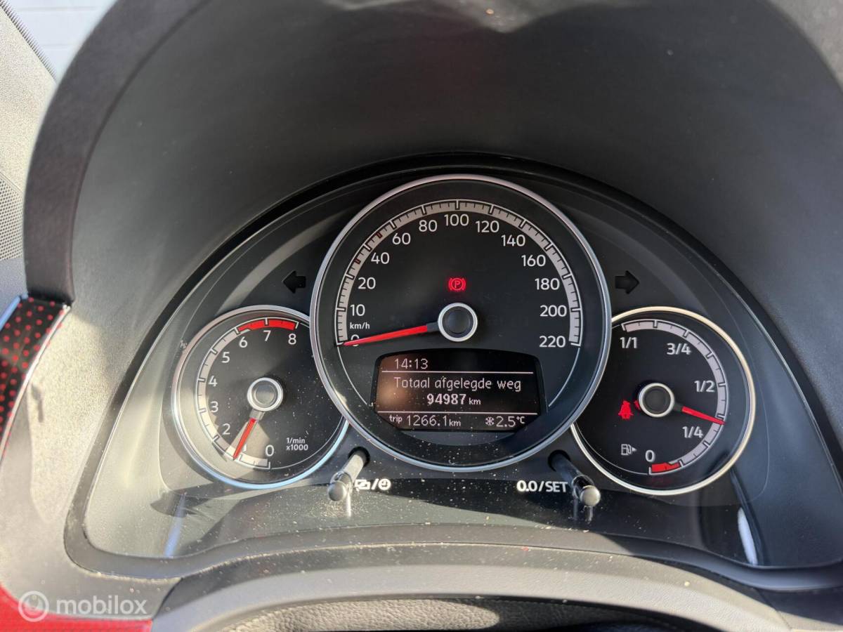 Volkswagen up! Volkswagen Up! 1.0 TSI GTI BEATS! VOL! CLIMA*CRUISE*PANO*CAM