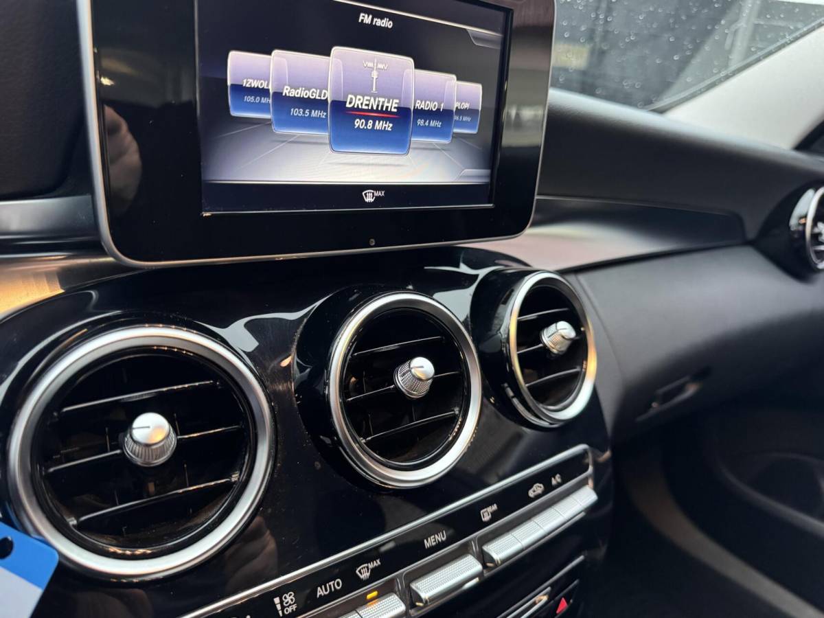 Mercedes-Benz C-Klasse Mercedes C-klasse 180 Lease Edition sport interieur lm velg