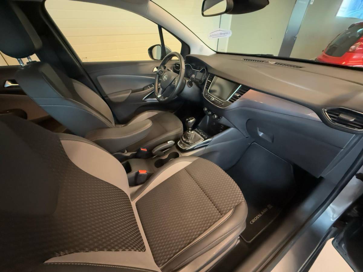 Opel Crossland X Opel Crossland X 1.2 TURBO ONLINE EDITION|CLIMA AIRCO|NAVIGATIE|LM-VELG|CRUISE CONTROL|ISOFIX|2eEIGENAAR|98.732 km NAP|nwe D-RIEM!