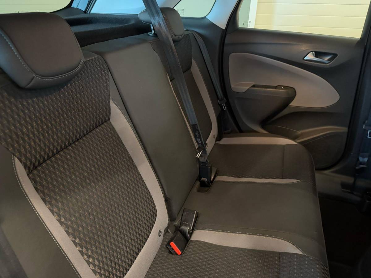 Opel Crossland X Opel Crossland X 1.2 TURBO ONLINE EDITION|CLIMA AIRCO|NAVIGATIE|LM-VELG|CRUISE CONTROL|ISOFIX|2eEIGENAAR|98.732 km NAP|nwe D-RIEM!