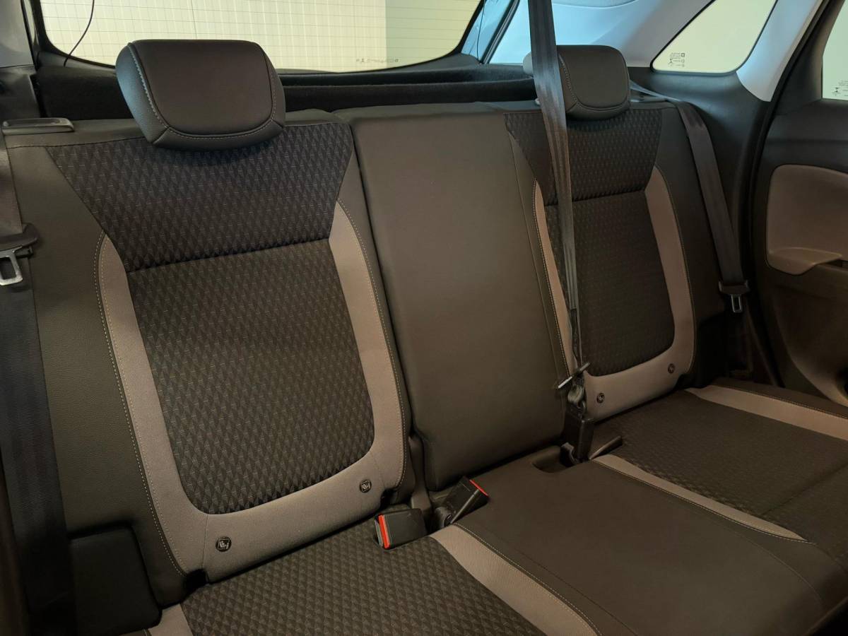 Opel Crossland X Opel Crossland X 1.2 TURBO ONLINE EDITION|CLIMA AIRCO|NAVIGATIE|LM-VELG|CRUISE CONTROL|ISOFIX|2eEIGENAAR|98.732 km NAP|nwe D-RIEM!