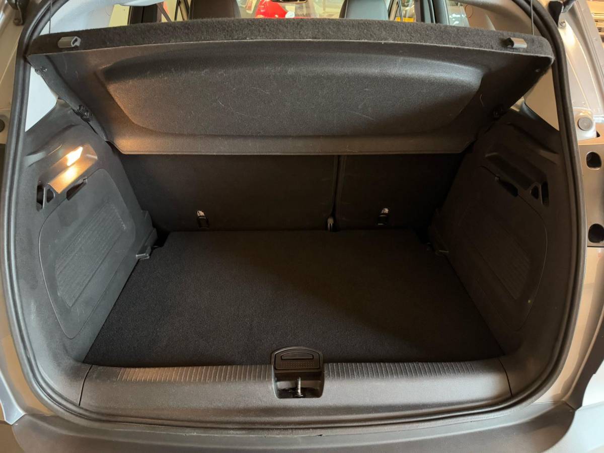 Opel Crossland X Opel Crossland X 1.2 TURBO ONLINE EDITION|CLIMA AIRCO|NAVIGATIE|LM-VELG|CRUISE CONTROL|ISOFIX|2eEIGENAAR|98.732 km NAP|nwe D-RIEM!
