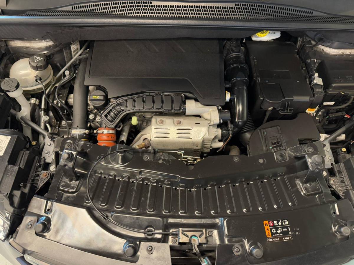 Opel Crossland X Opel Crossland X 1.2 TURBO ONLINE EDITION|CLIMA AIRCO|NAVIGATIE|LM-VELG|CRUISE CONTROL|ISOFIX|2eEIGENAAR|98.732 km NAP|nwe D-RIEM!