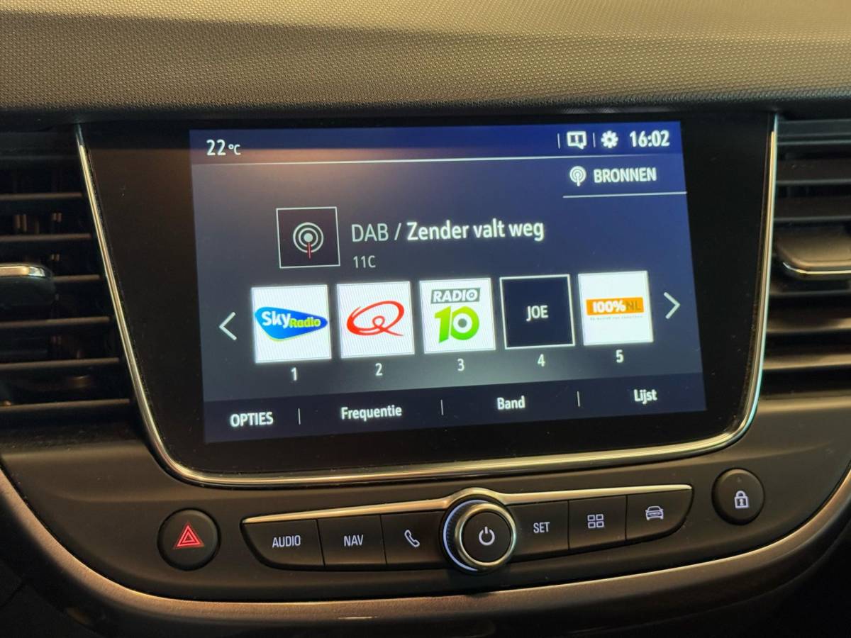 Opel Crossland X Opel Crossland X 1.2 TURBO ONLINE EDITION|CLIMA AIRCO|NAVIGATIE|LM-VELG|CRUISE CONTROL|ISOFIX|2eEIGENAAR|98.732 km NAP|nwe D-RIEM!
