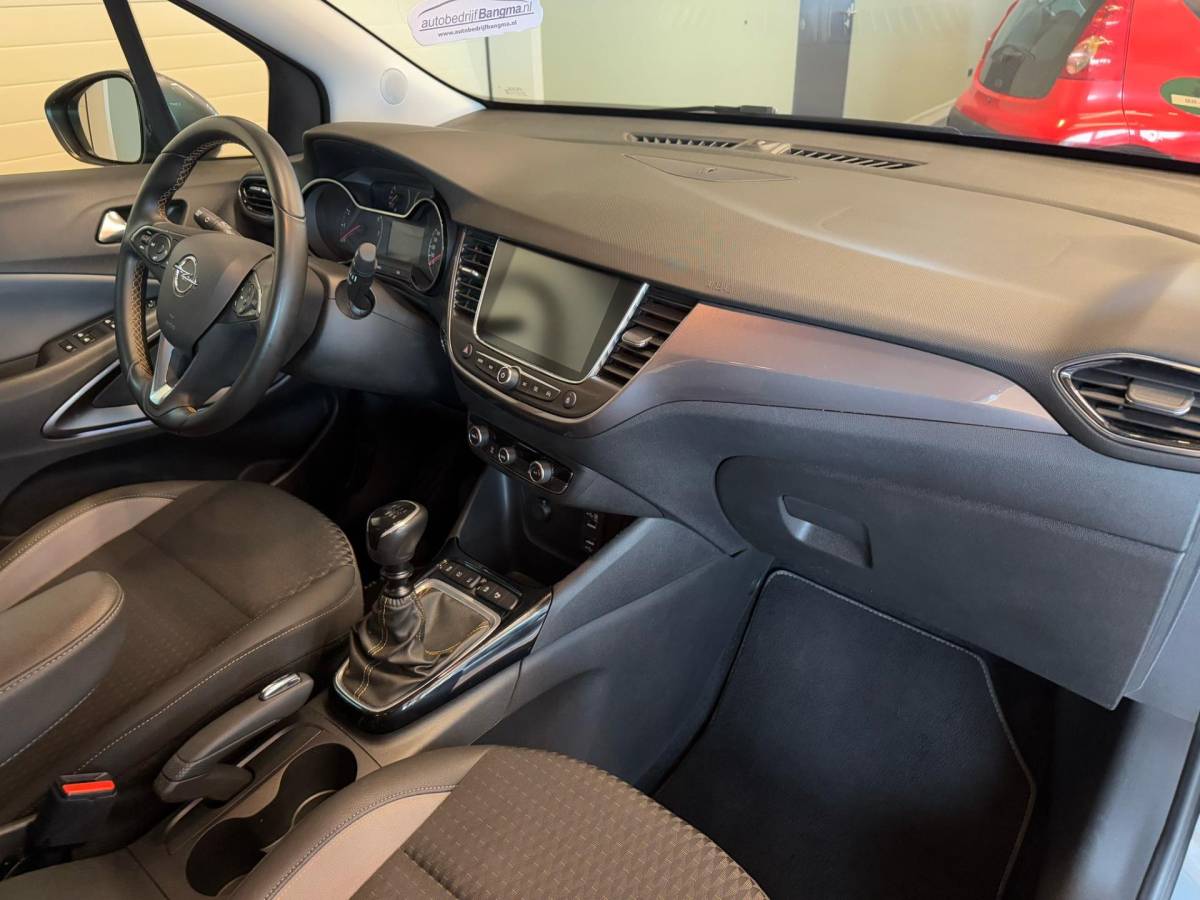 Opel Crossland X Opel Crossland X 1.2 TURBO ONLINE EDITION|CLIMA AIRCO|NAVIGATIE|LM-VELG|CRUISE CONTROL|ISOFIX|2eEIGENAAR|98.732 km NAP|nwe D-RIEM!