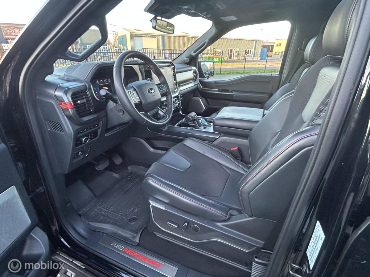 Ford F-150 Ford USA Raptor  37″ Performance package