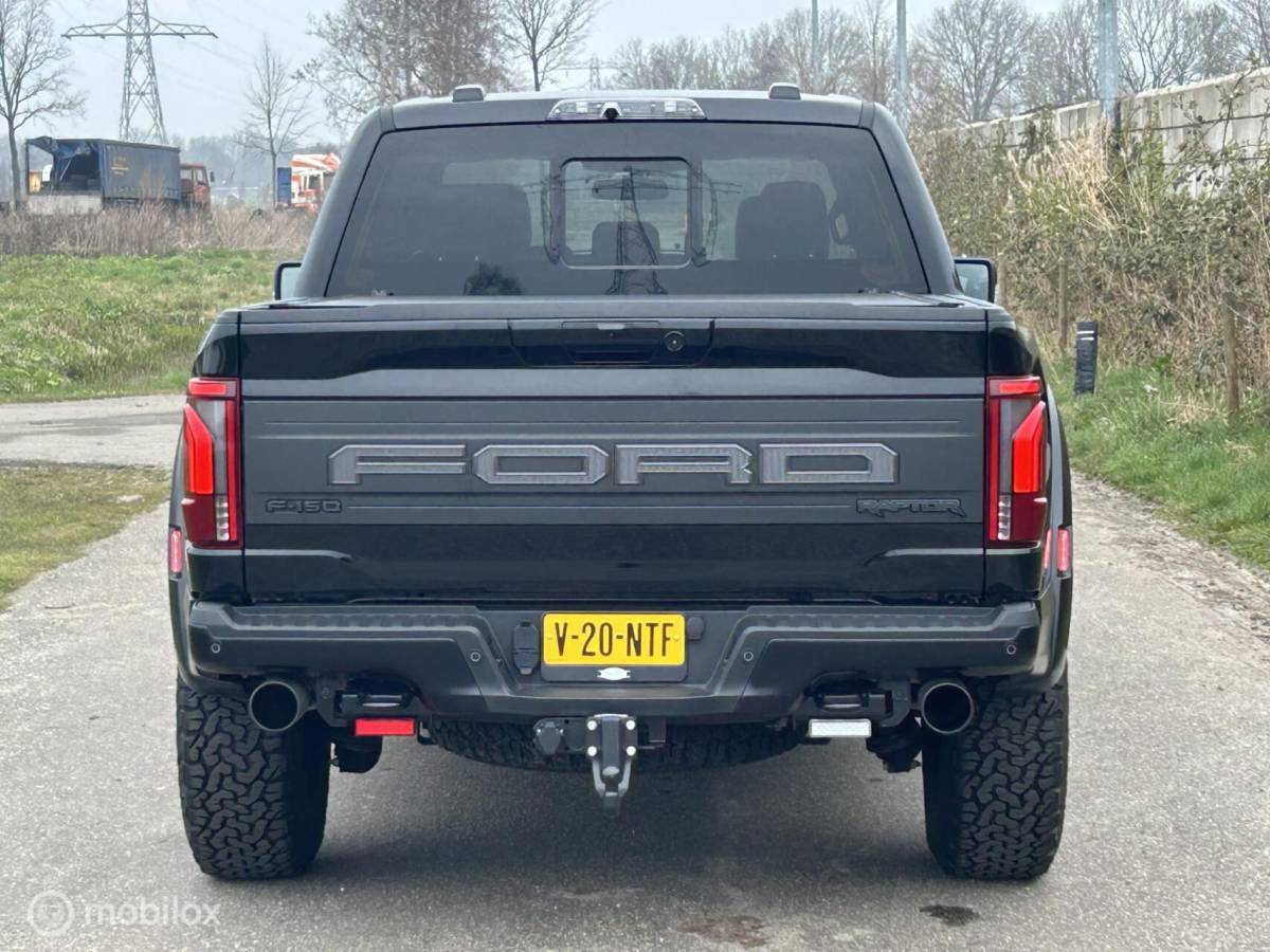 Ford F-150 Ford USA Raptor  37″ Performance package