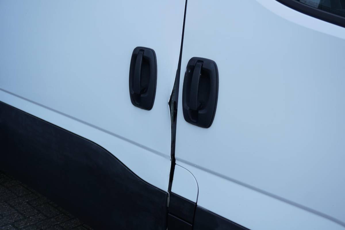 Iveco Daily Iveco Daily 35S12V 2.3 352 H2