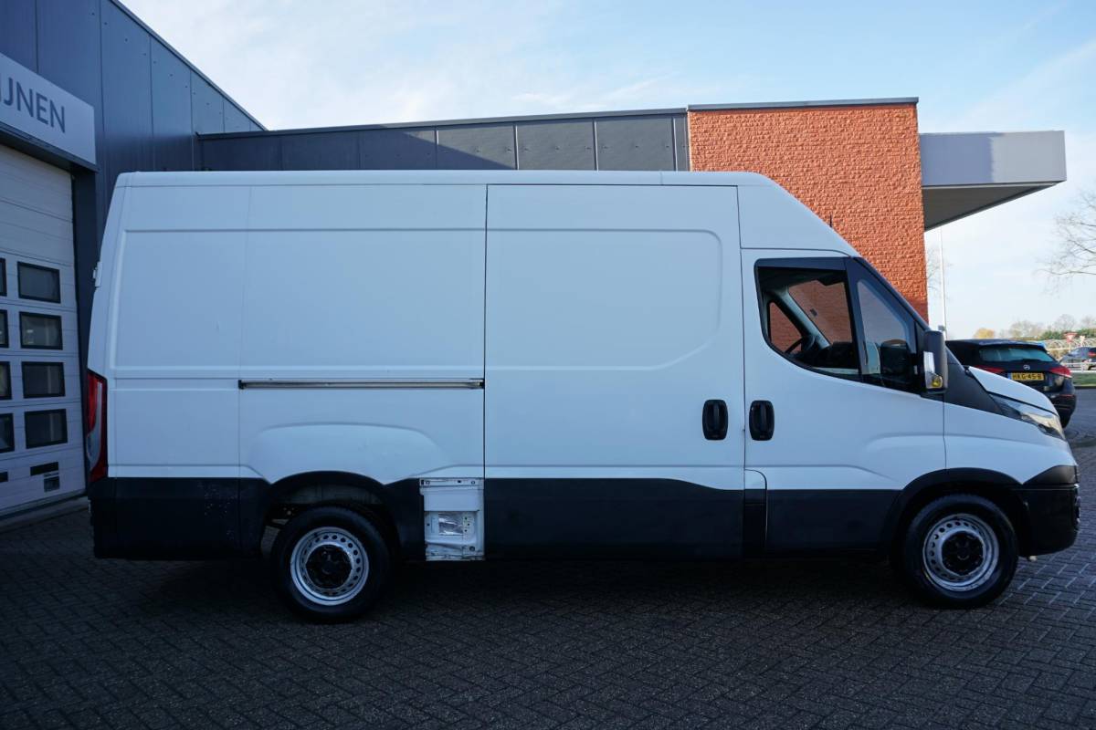 Iveco Daily Iveco Daily 35S12V 2.3 352 H2