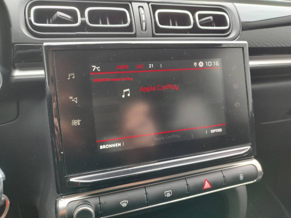 Citroën C3 Citroen C3 1.2 PureTech Shine Navi-Carplay Stoelverwarming Led Bi-Tone Nieuwe Distributieriem