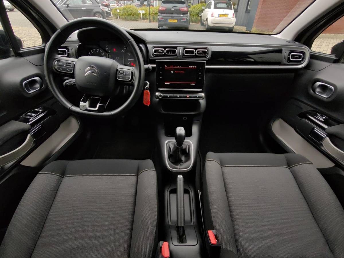 Citroën C3 Citroen C3 1.2 PureTech Shine Navi-Carplay Stoelverwarming Led Bi-Tone Nieuwe Distributieriem