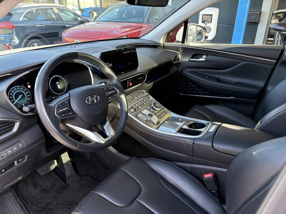 Hyundai Santa Fe Hyundai Santa Fe 1.6 T-GDI PHEV Premium Sky 7p. | Afneembare trekhaak | Panoramadak | Stoelverwarming | Adaptive cruise control | Camera | KRELL