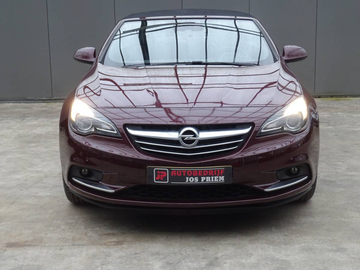 Opel Cascada Opel Cascada 1.4 Turbo ecoFLEX Cosmo * 19 INCH * NAVIGATIE !!