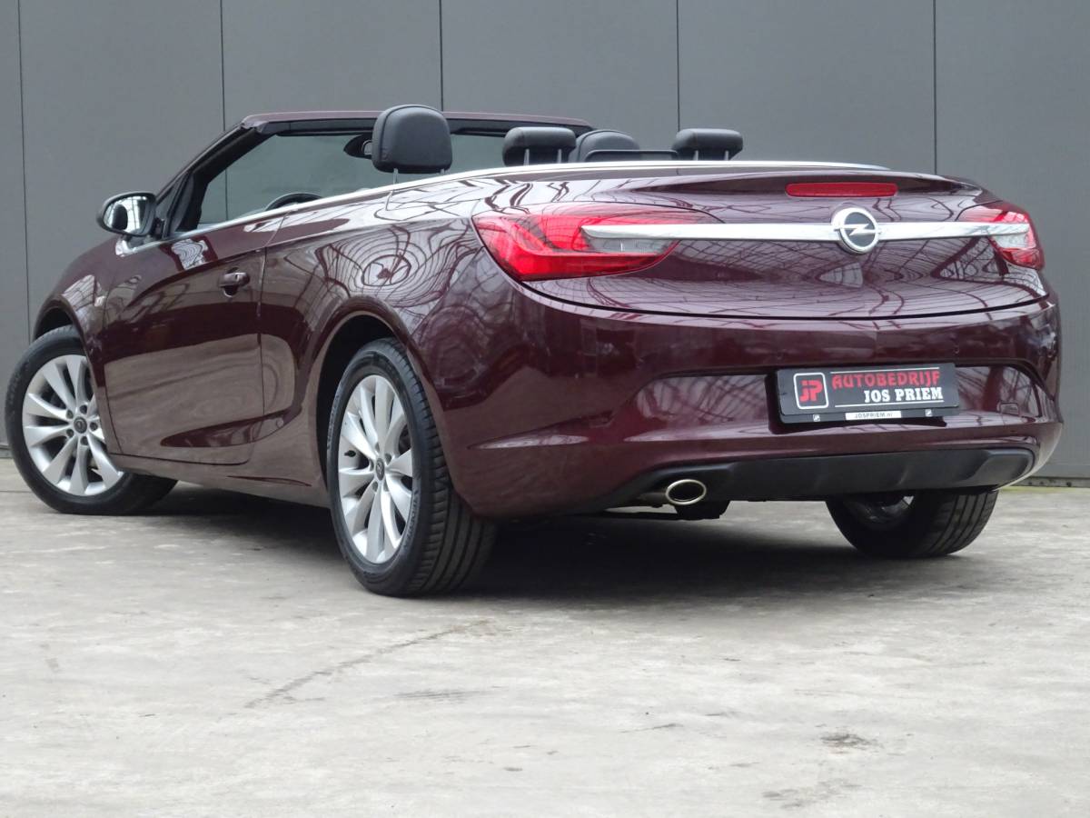 Opel Cascada Opel Cascada 1.4 Turbo ecoFLEX Cosmo * 19 INCH * NAVIGATIE !!