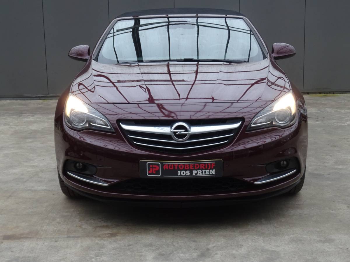 Opel Cascada Opel Cascada 1.4 Turbo ecoFLEX Cosmo * 19 INCH * NAVIGATIE !!