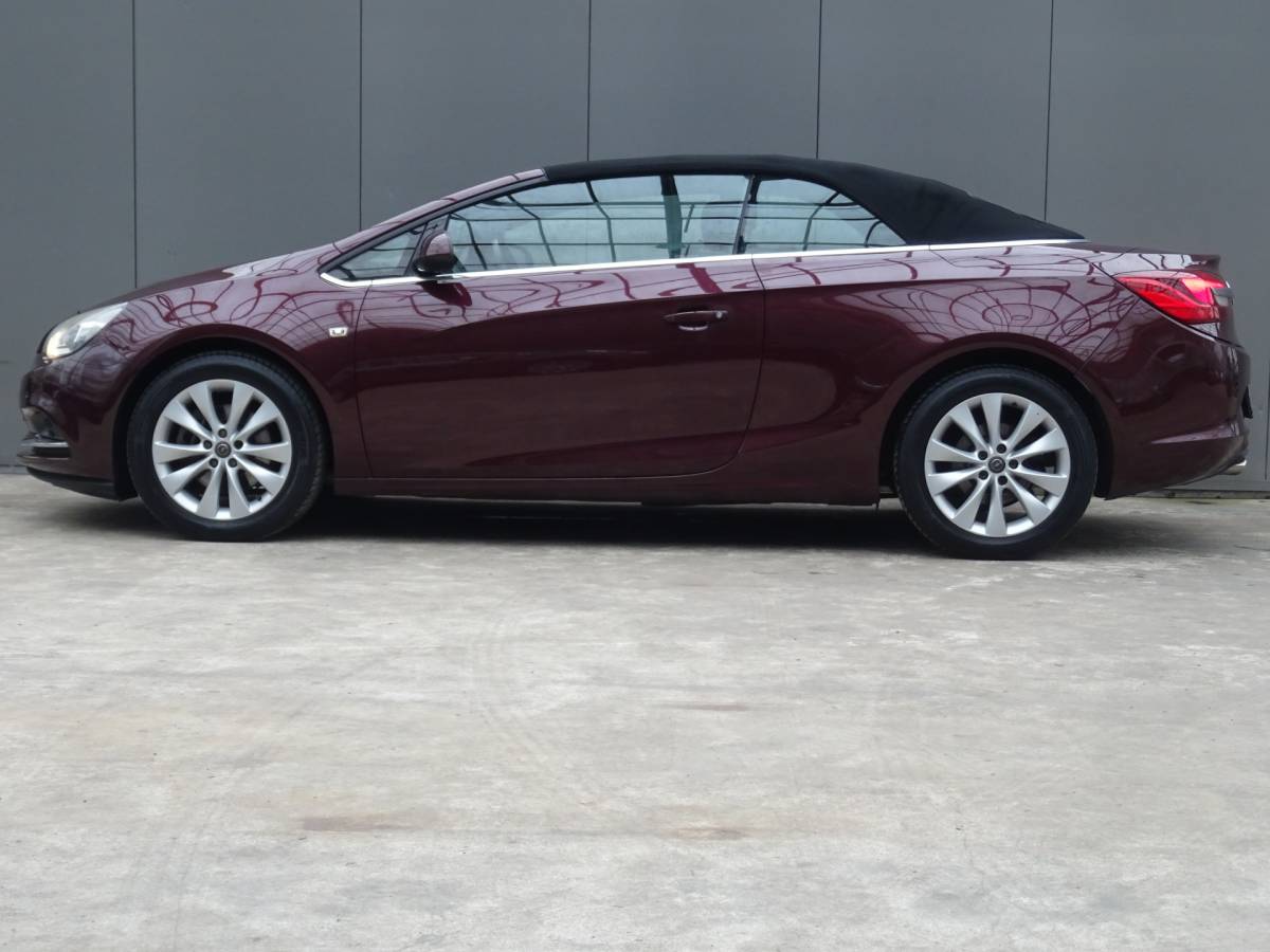 Opel Cascada Opel Cascada 1.4 Turbo ecoFLEX Cosmo * 19 INCH * NAVIGATIE !!