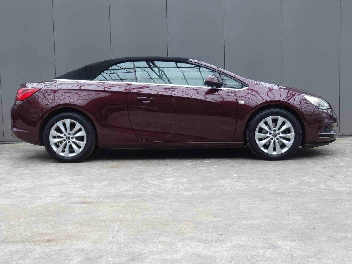 Opel Cascada Opel Cascada 1.4 Turbo ecoFLEX Cosmo * 19 INCH * NAVIGATIE !!