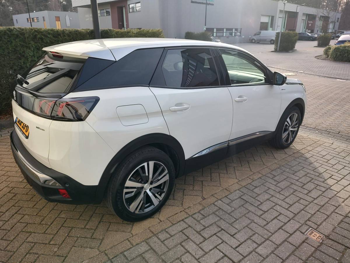 Peugeot 3008 Peugeot 3008 1.6 HYbrid 225 Allure Pack Business Adap-Cruise Navi Camera Led
