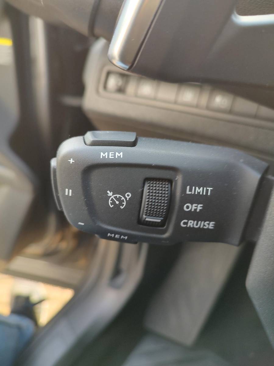 Peugeot 3008 Peugeot 3008 1.6 HYbrid 225 Allure Pack Business Trekhaak Camera Navigatie Led