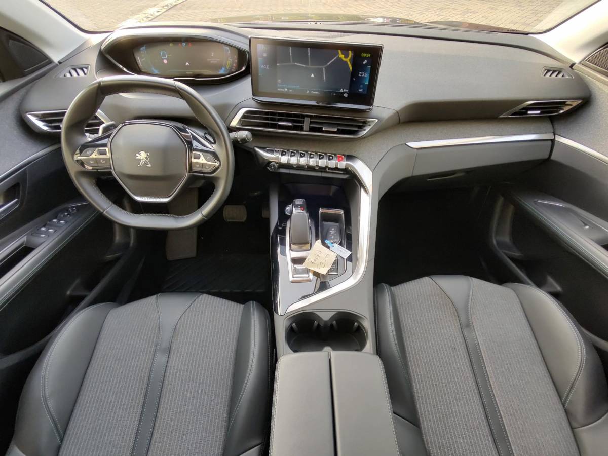 Peugeot 3008 Peugeot 3008 1.6 HYbrid 225 Allure Pack Business Trekhaak Camera Navigatie Led