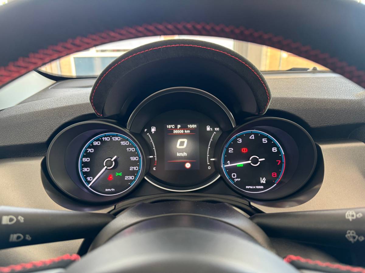 Fiat 500X Fiat 500 X 1.5 Hybrid Dolcevita Special Edition |Full Led|Pano|Camera|Keyless|Dab|Half leder|