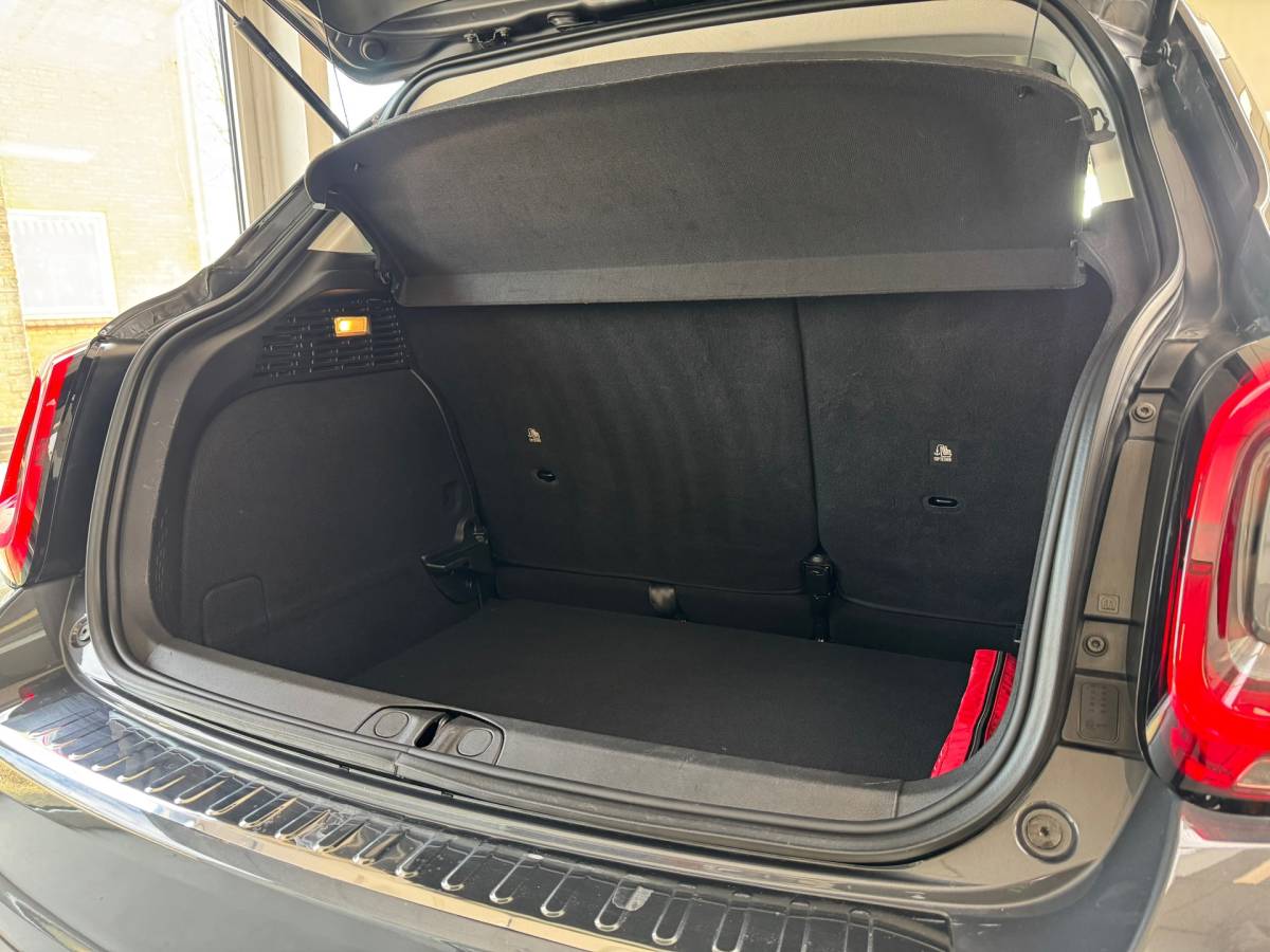 Fiat 500X Fiat 500 X 1.5 Hybrid Dolcevita Special Edition |Full Led|Pano|Camera|Keyless|Dab|Half leder|