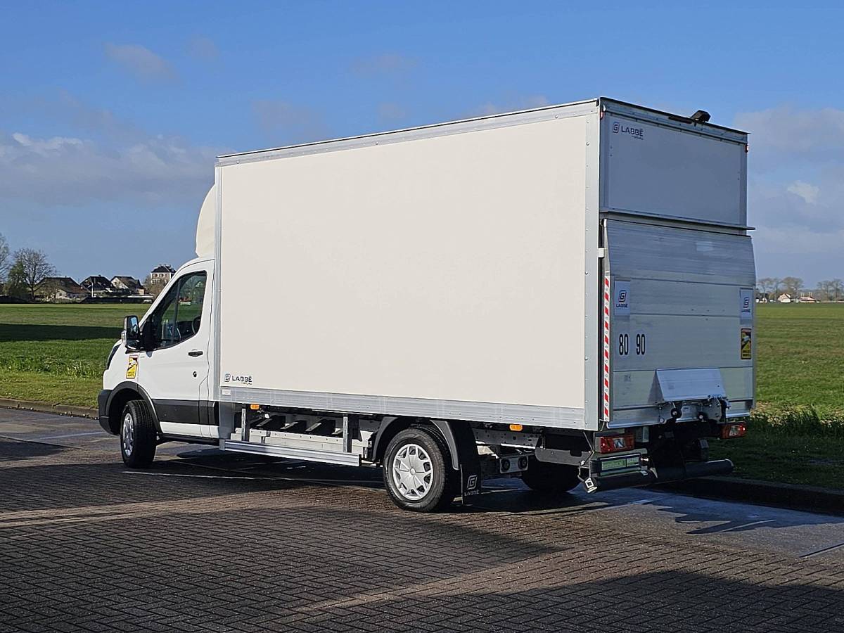 Ford E-Transit FORD E-TRANSIT bakwagen laadklep!