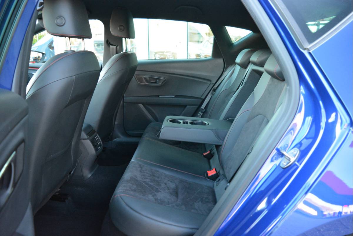 SEAT Leon SEAT Leon 1.5 150PK TSI FR Business Intense —VERKOCHT—