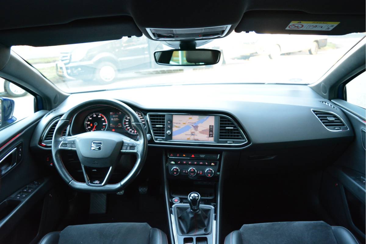 SEAT Leon SEAT Leon 1.5 150PK TSI FR Business Intense —VERKOCHT—