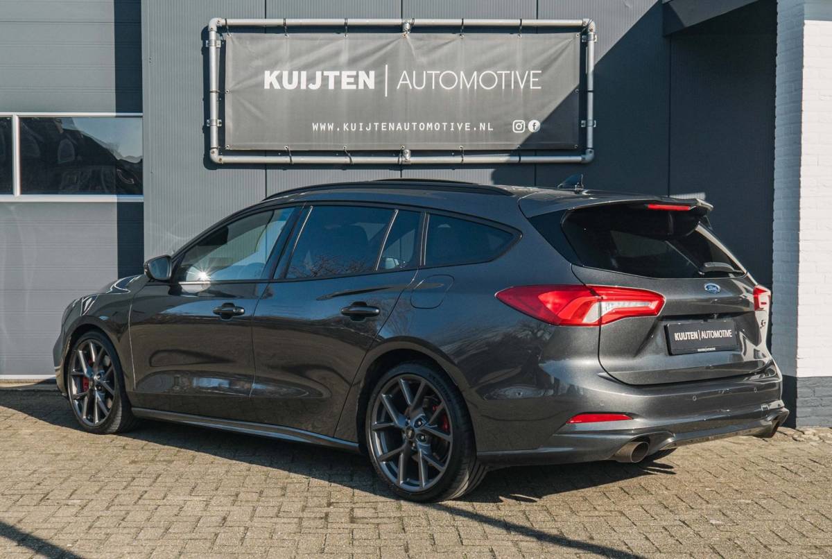 Ford Focus Ford Focus Wagon 2.3 EcoBoost ST-3 PERFORMANCE / Virtual / Full options!