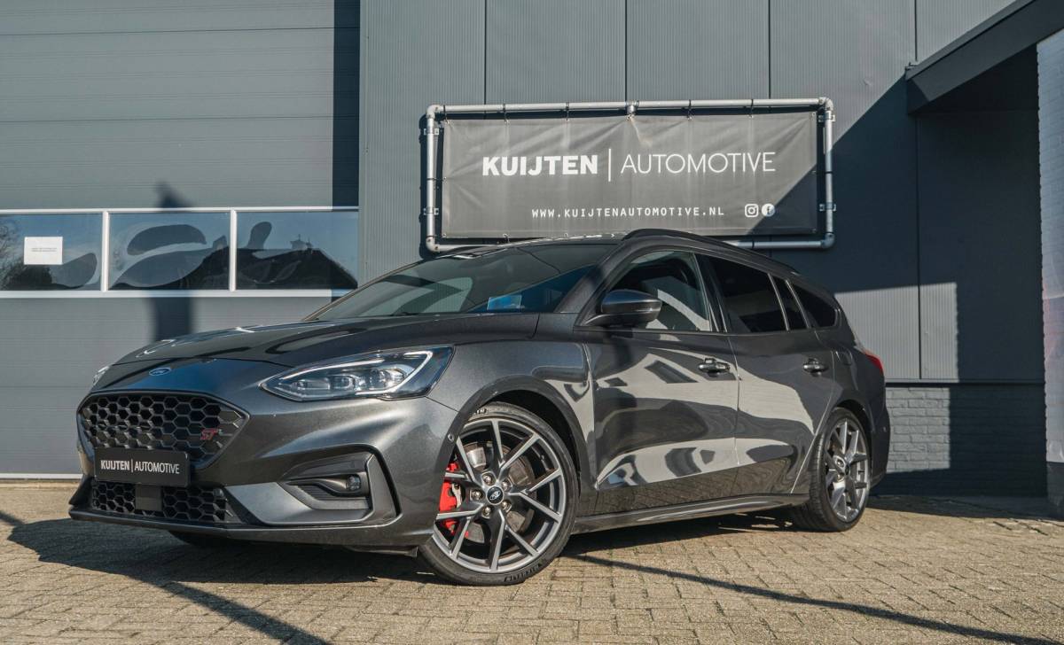 Ford Focus Ford Focus Wagon 2.3 EcoBoost ST-3 PERFORMANCE / Virtual / Full options!