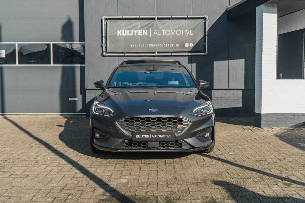 Ford Focus Ford Focus Wagon 2.3 EcoBoost ST-3 PERFORMANCE / Virtual / Full options!
