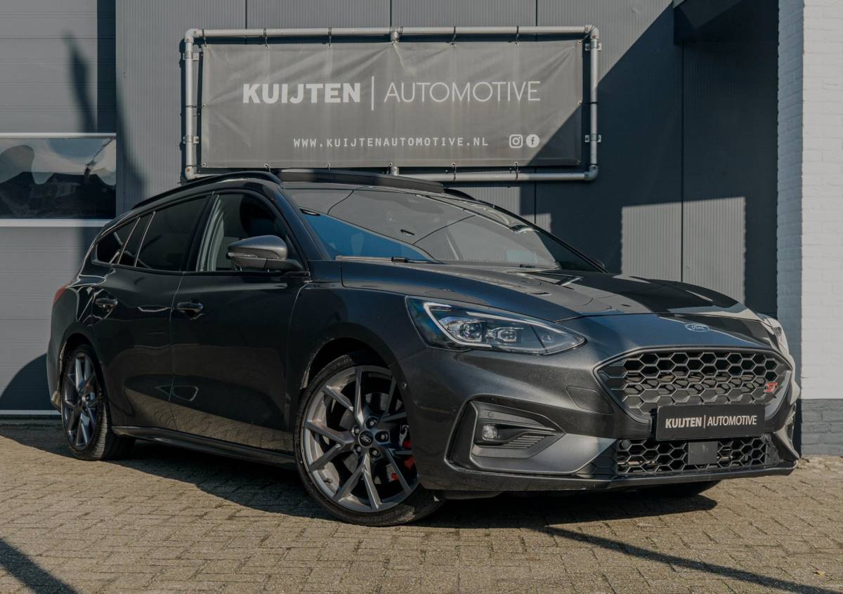 Ford Focus Ford Focus Wagon 2.3 EcoBoost ST-3 PERFORMANCE / Virtual / Full options!