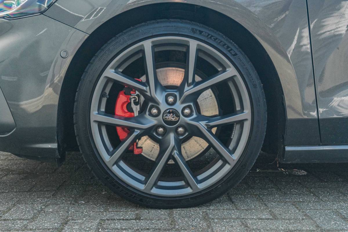 Ford Focus Ford Focus Wagon 2.3 EcoBoost ST-3 PERFORMANCE / Virtual / Full options!