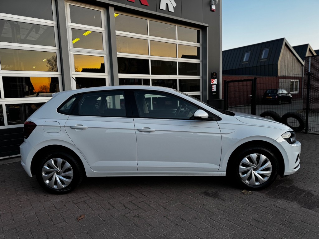 Volkswagen Polo Volkswagen Polo 1.0 TGI COMF.L. BUS.  CNG / CARPLAY / NAVI / ADAP. CRUISECONTROL / LED / DEALERONDERHOUDEN!