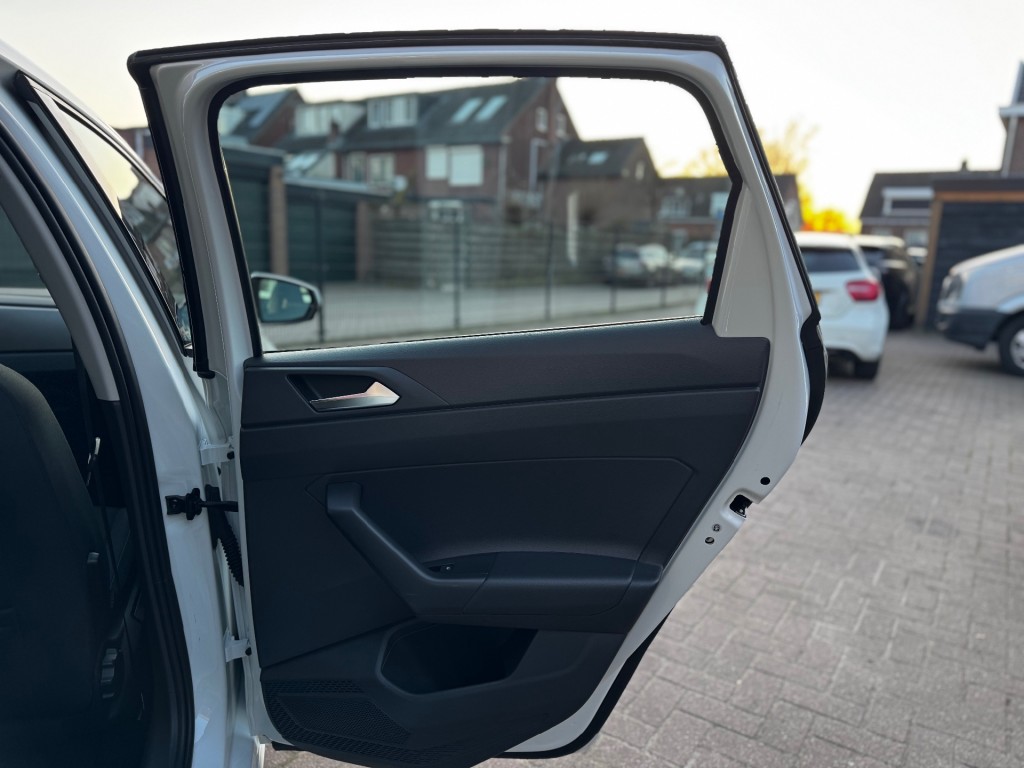 Volkswagen Polo Volkswagen Polo 1.0 TGI COMF.L. BUS.  CNG / CARPLAY / NAVI / ADAP. CRUISECONTROL / LED / DEALERONDERHOUDEN!