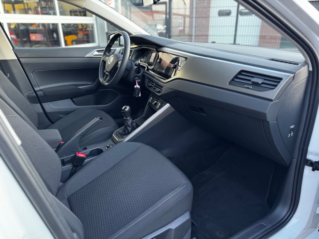 Volkswagen Polo Volkswagen Polo 1.0 TGI COMF.L. BUS.  CNG / CARPLAY / NAVI / ADAP. CRUISECONTROL / LED / DEALERONDERHOUDEN!