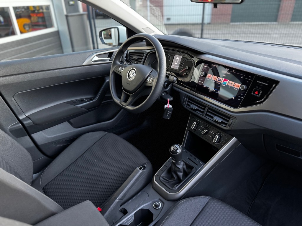 Volkswagen Polo Volkswagen Polo 1.0 TGI COMF.L. BUS.  CNG / CARPLAY / NAVI / ADAP. CRUISECONTROL / LED / DEALERONDERHOUDEN!