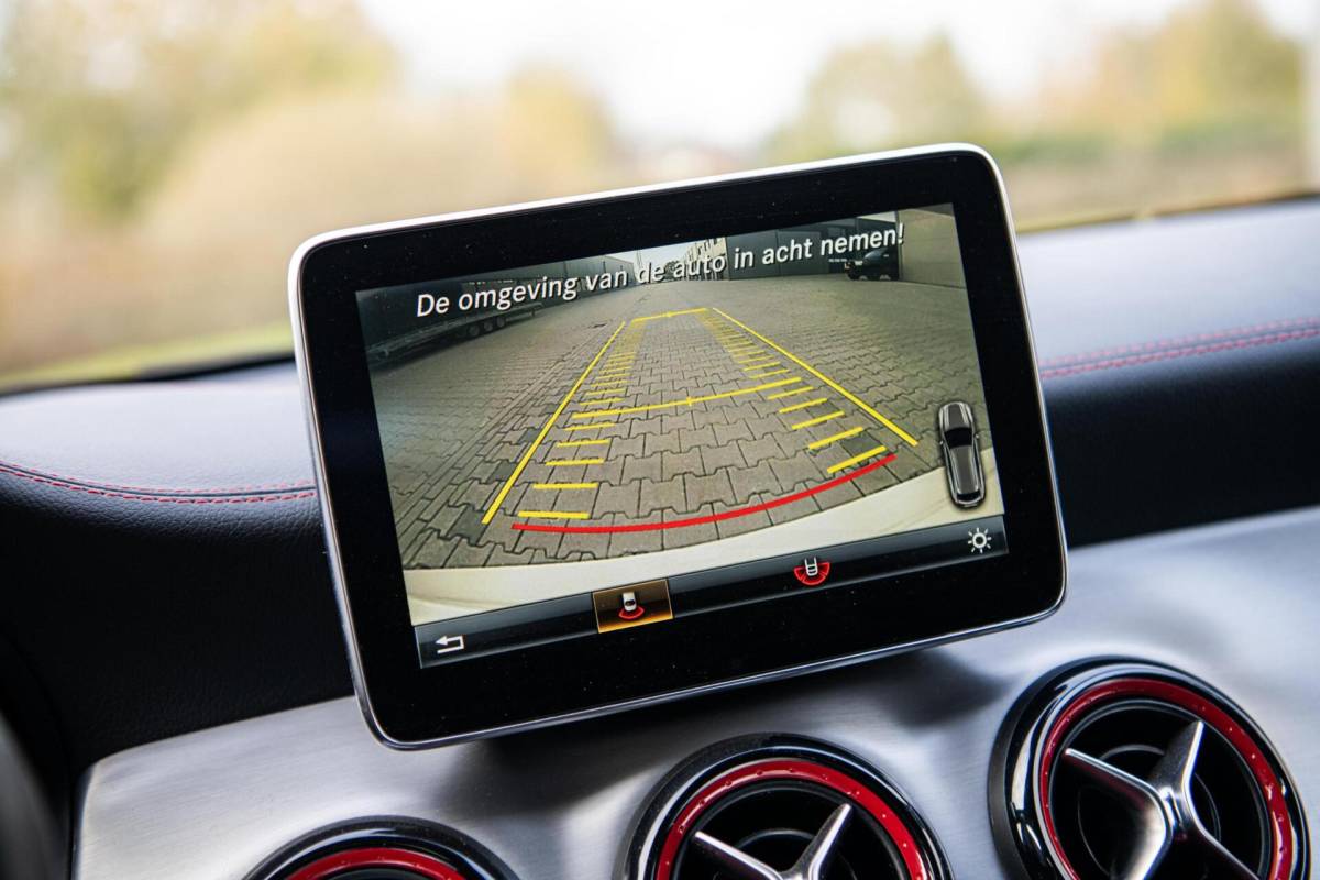 Mercedes-Benz CLA Mercedes CLA 45 AMG 361PK Shooting Brake 4MATIC Xenon Navi Stoelverwarming