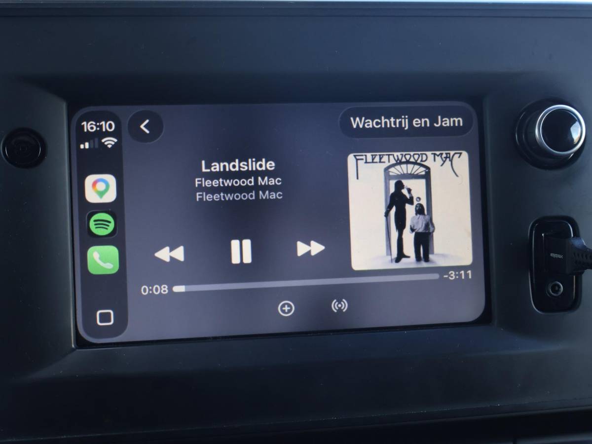 Renault Master Renault Master T35 2.3 dCi 150 PK AUTOMAAT L2H2 + CARPLAY | CAMERA | 2500 KG TREKHAAK | CRUISE | NAVIGATIE