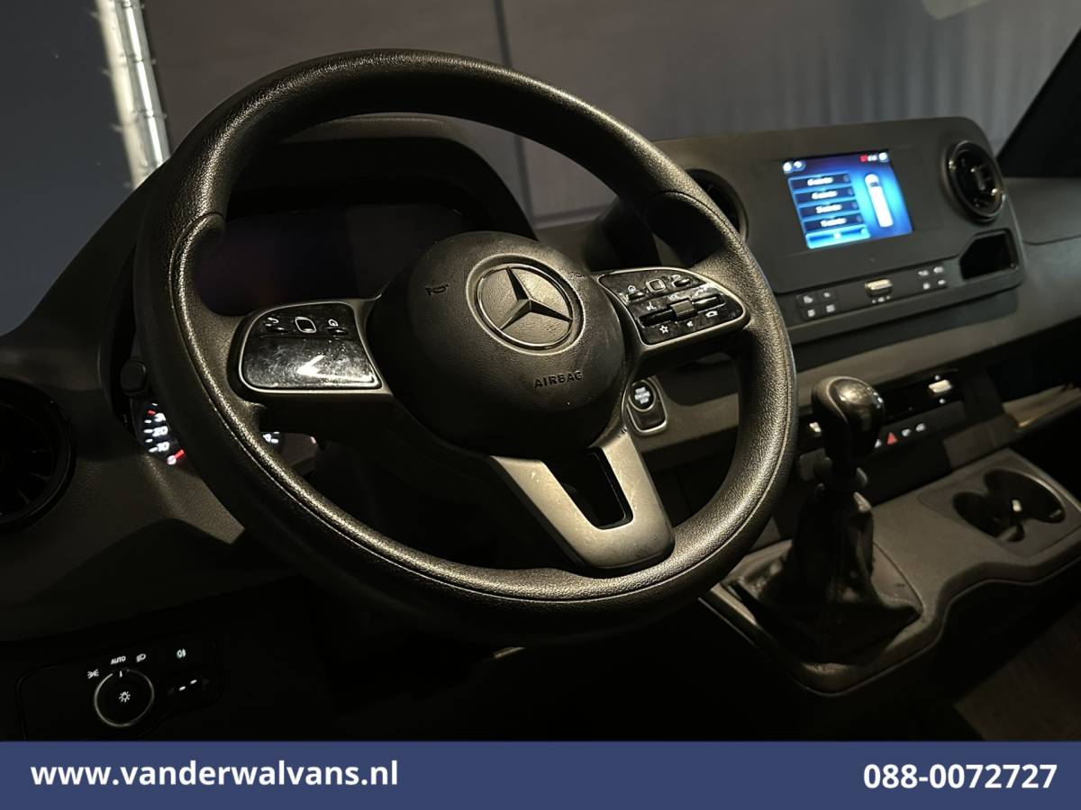 Mercedes-Benz Sprinter Mercedes-Benz Sprinter 314 CDI 143pk L3H2 Euro6 Airco | Camera | Navigatie | Apple Carplay | Android Auto Parkeersensoren