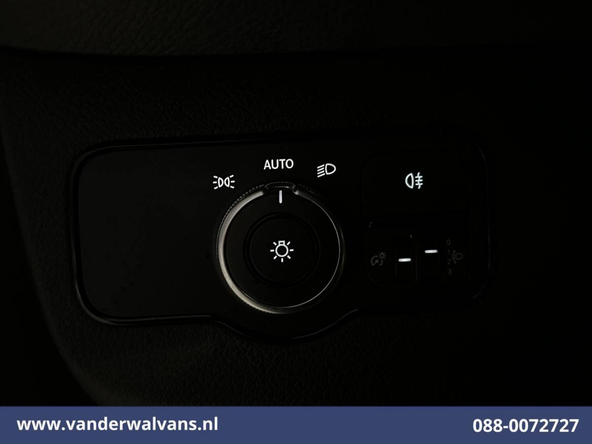 Mercedes-Benz Sprinter Mercedes-Benz Sprinter 314 CDI 143pk L3H2 Euro6 Airco | Camera | Navigatie | Apple Carplay | Android Auto Parkeersensoren